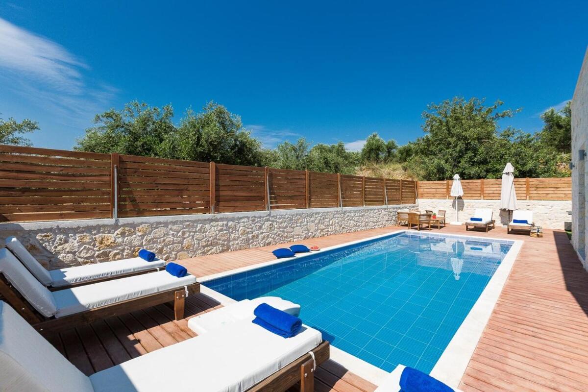 Villa Vera - With Private Heated Pool & Jacuzzi Pangalochori Exteriér fotografie