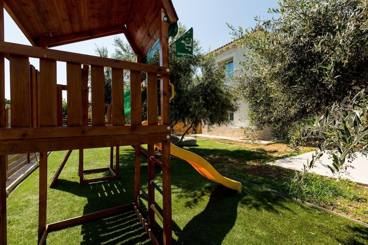 Villa Vera - With Private Heated Pool & Jacuzzi Pangalochori Exteriér fotografie